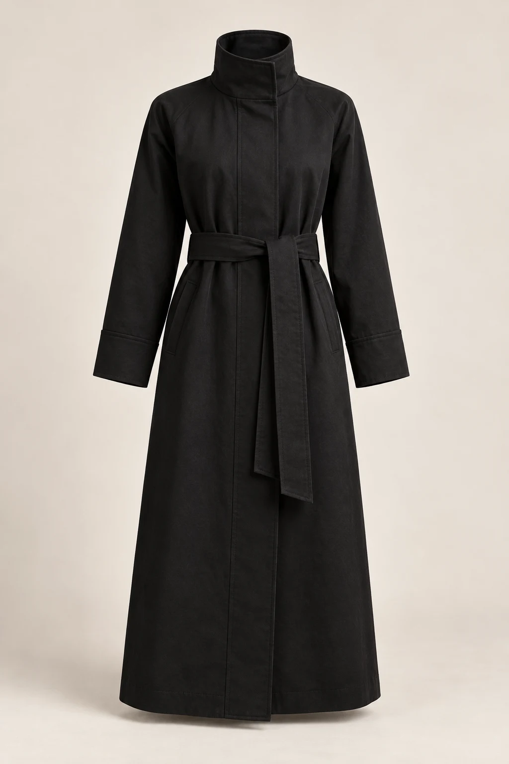 Midnight Correspondent Coat in Black